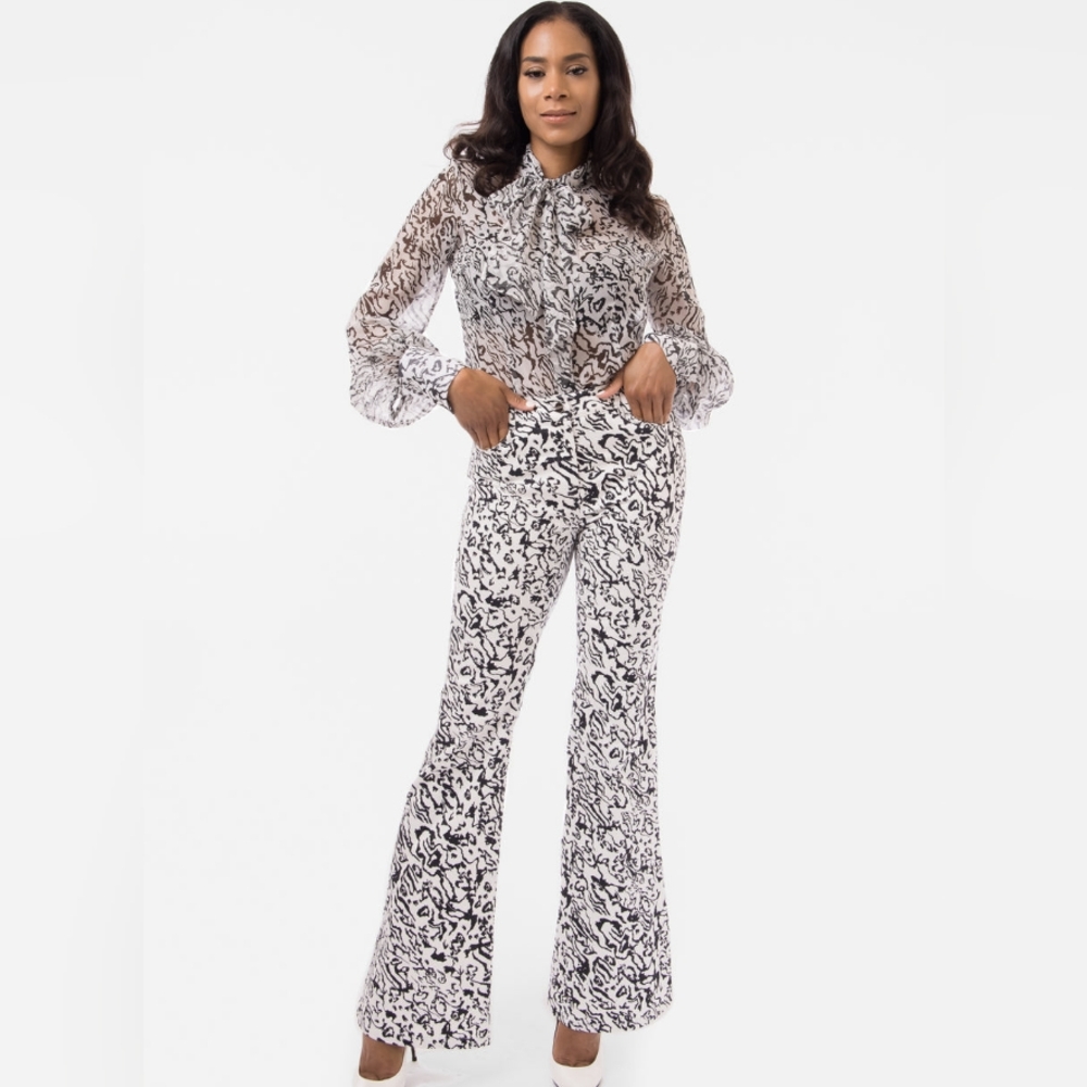 NWT - 3 Piece White & Black Pant suit, including matching Shirt.
